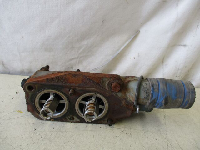 2006 Heavy Duty Freightliner Columbia OEM Detroit Diesel Thermostat 2006 Heavy Duty freightliner Columbia OEM Detroit Diesel Thermostat